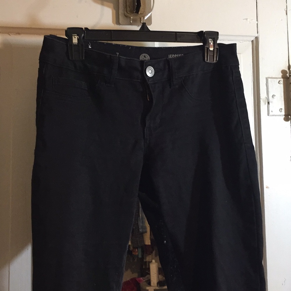 Black skinnies